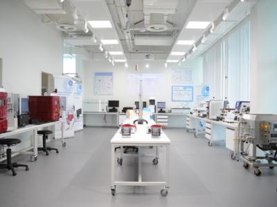 實驗室凈化裝修工程：凈化空調(diào)系統(tǒng)與 FFU送風(fēng)單元的選配